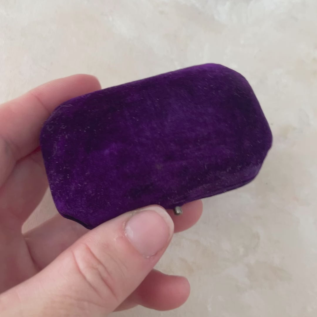 Vintage Ring Box - Purple