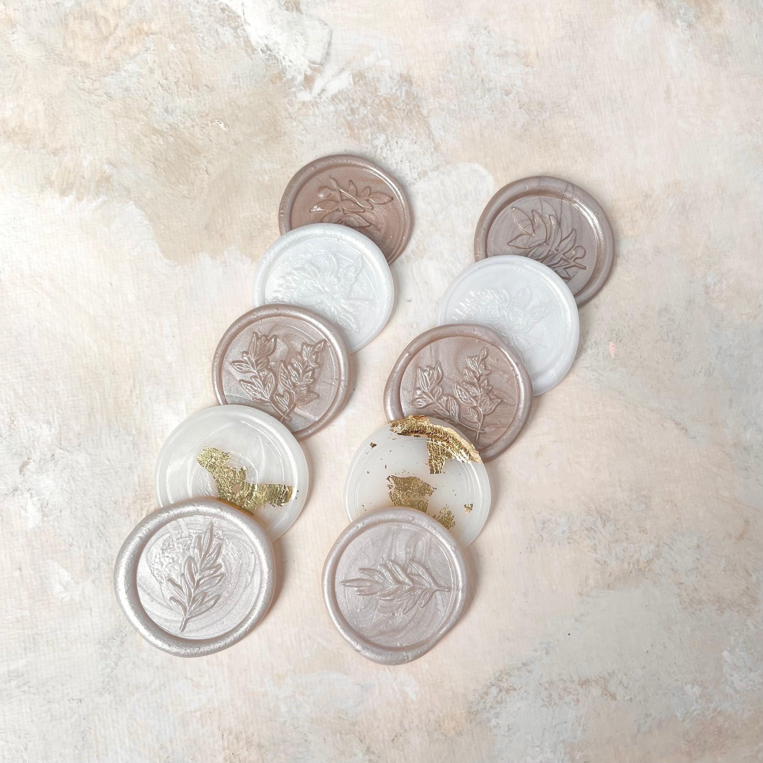 10 wax seals with leaf & floral design  - Wedding Flat lay props from Champagne & GRIT