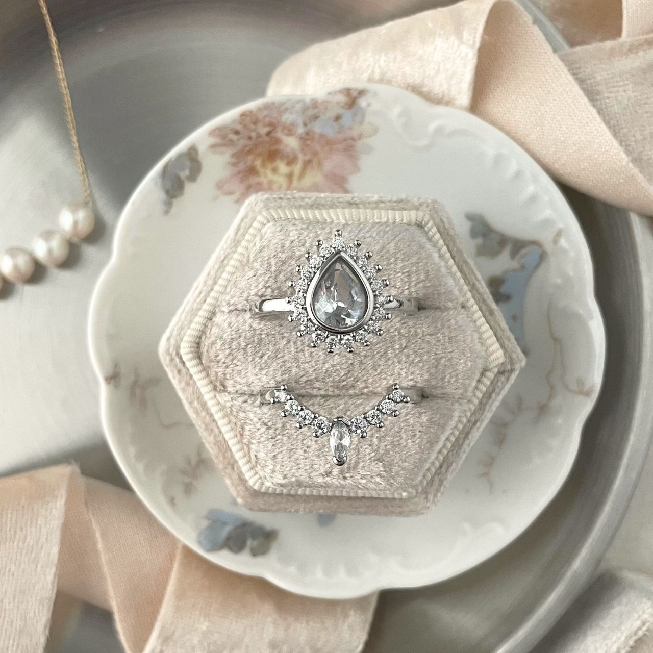 Ivory Silk Chiffon Styling Ribbon – Lovely Ring Boxes
