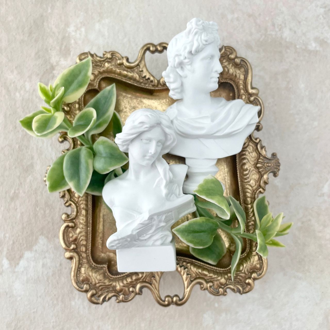 Miniature Bust Lay-Flat Prop