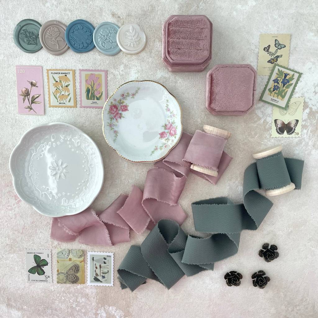 Sage & Mauve Flat Lay Kit  ~ 🎄HOLIDAY DEAL 🎄