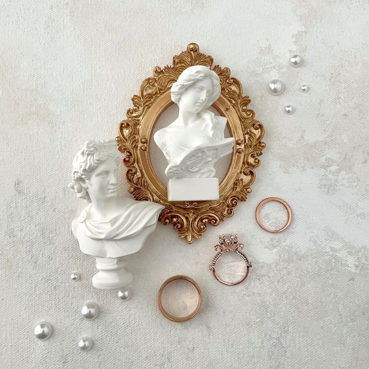Miniature Bust Lay-Flat Prop