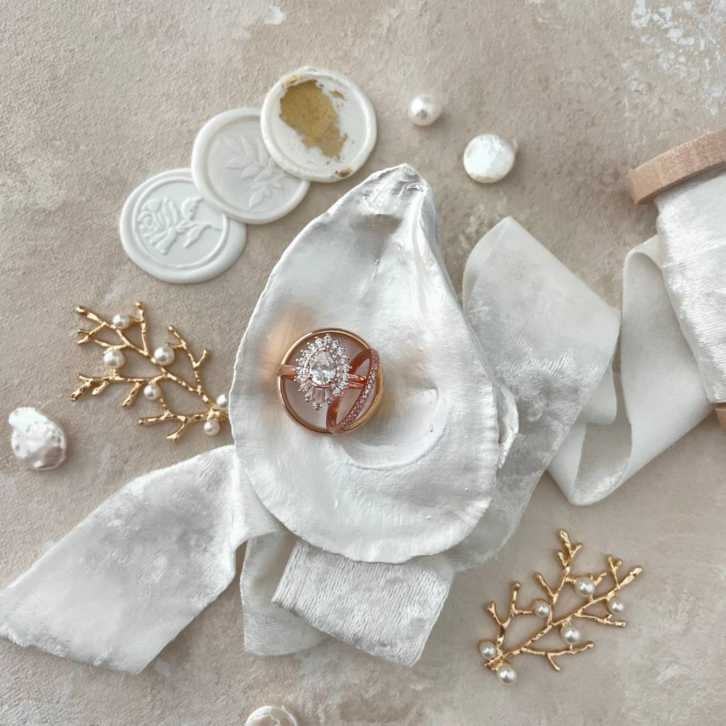 Pearl Flat Lay Kit with Shell Ring Dish ~🎄HOLIDAY DEAL 🎄