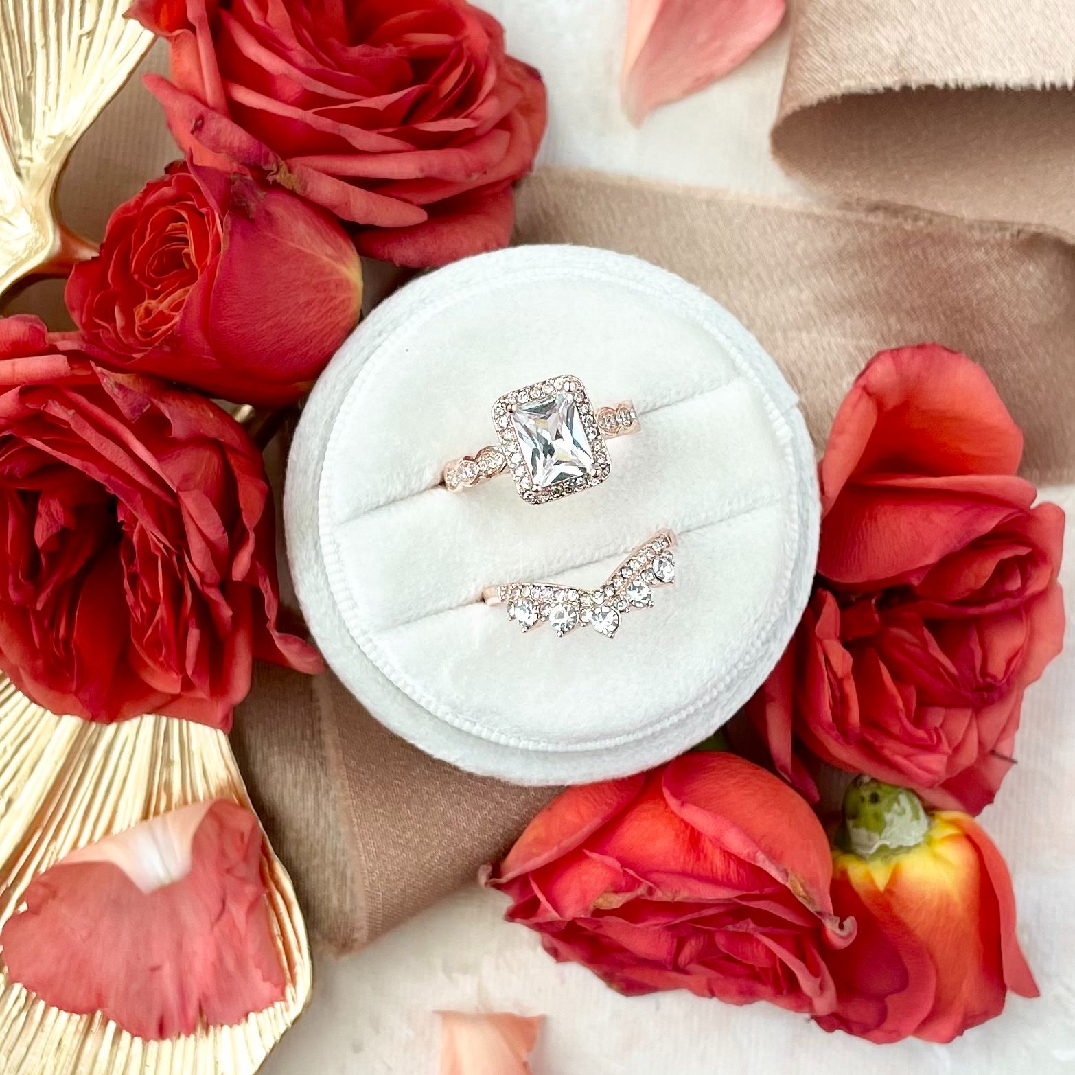 JUNE DEAL Ring Set ~ 2 piece Ladies